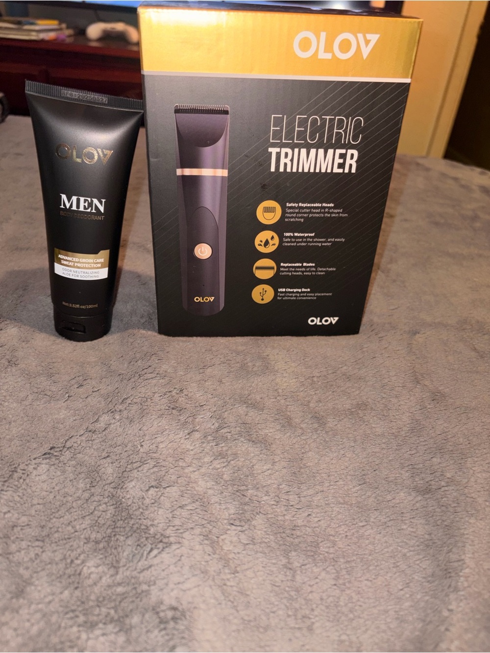 Electric Trimmer for Men — Black and Gold